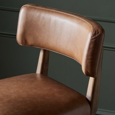Shown in Sonoma Chestnut Leather with Tan Nettlewood color, Counter size, detail view