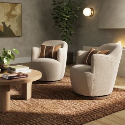 Shown in Knoll Natural color, in use