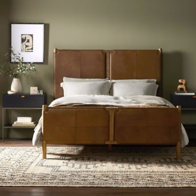 Shown in Heirloom Sienna color, King size, in use