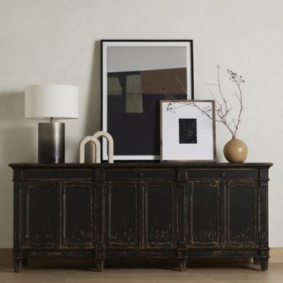 Shown in Distressed Black color, in use