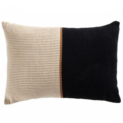 Merido Black Pillow