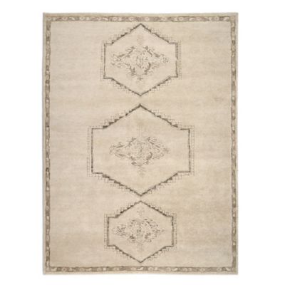 Astana Area Rug