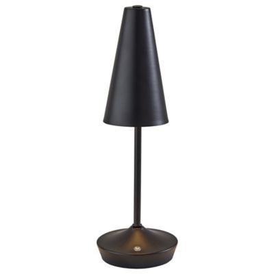 Flynn Cordless LED Table Lamp