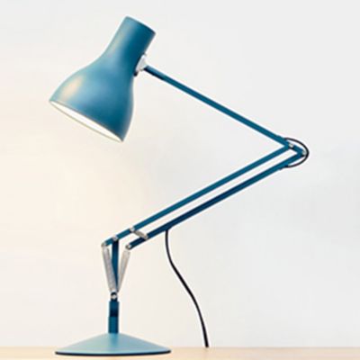 Shown in Saxon Blue finish