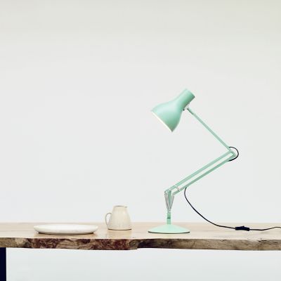 Shown in Seagrass finish