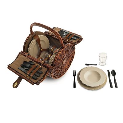 Dressed En Plein Air Picnic Basket