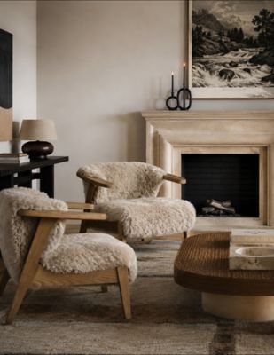 Shown in Taupe Mongolian Fur color, in use