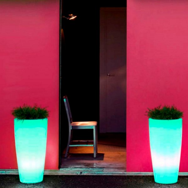 Aix Moderna XS LED Outdoor Planter
