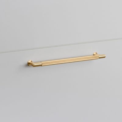 Linear Pull Bar (Brass|Medium) - OPEN BOX
