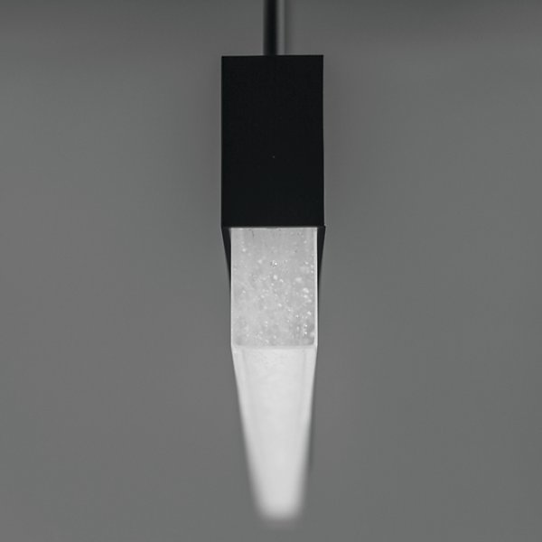 Isa LED Linear Suspension