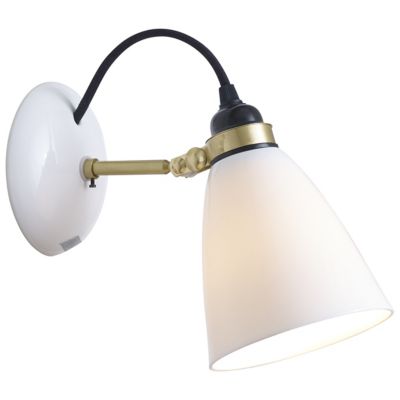 Hector 30 Wall Sconce