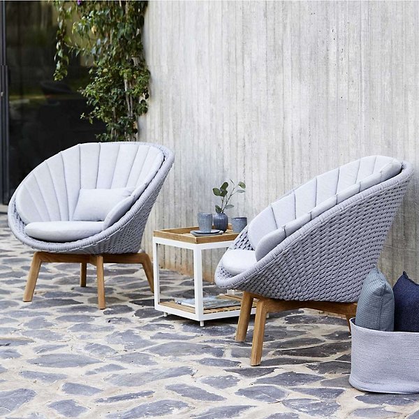 Peacock Soft Rope Lounge Chair With Teak Legs