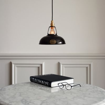 Shown in Jet Black finish, in use