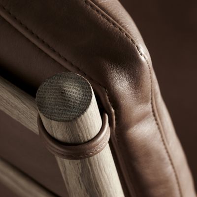 Shown in SIF 95 Leather