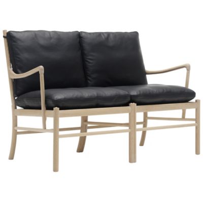 OW149-2 Colonial Sofa