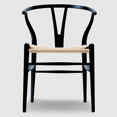 CH24 Wishbone Chair by Carl Hansen at Lumens