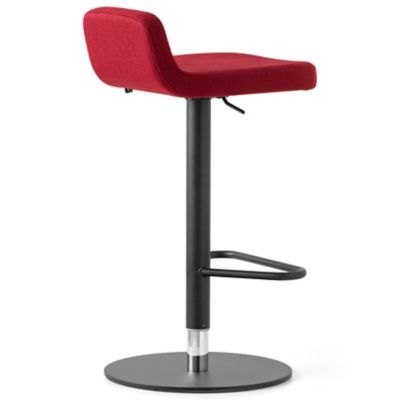 Shown in Burgandy seat color, Matt Black frame finish