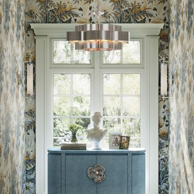 Shown in Contemporary Silver Leaf finish, in use