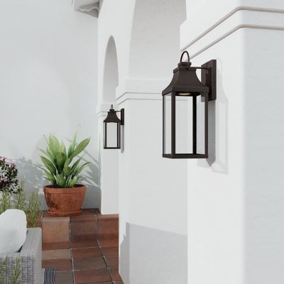 Shown in Oiled Bronze finish, Halogen light option, in use