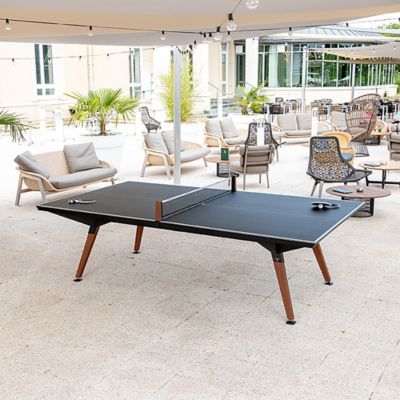 Shown in Black color, Black tabletop type, Traditional Net type, in use