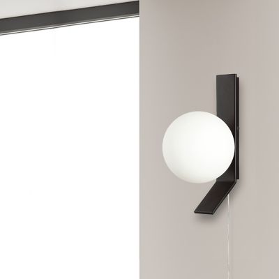Valemont VMT Wall Sconce
