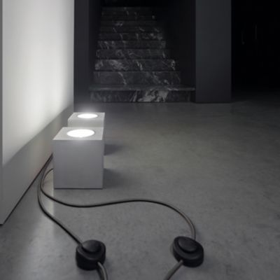 Q Floor Lamp