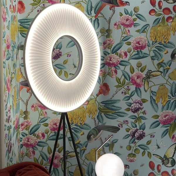 Iris LED Floor Lamp