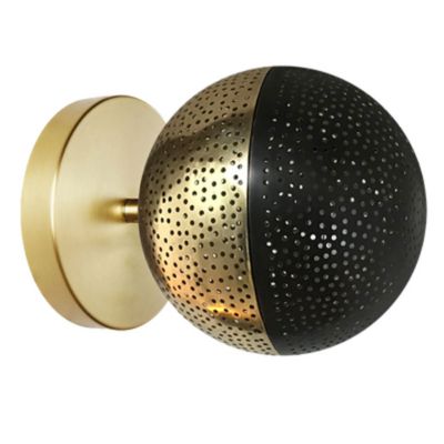 Kora Wall / Ceiling Light