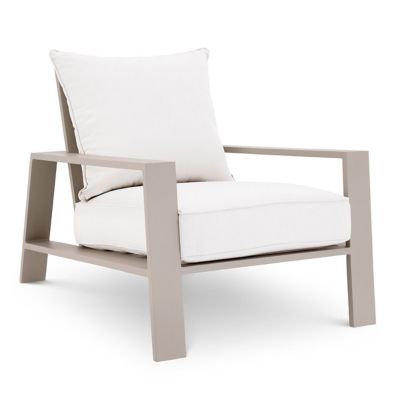 Belle Vue Outdoor Lounge Chair