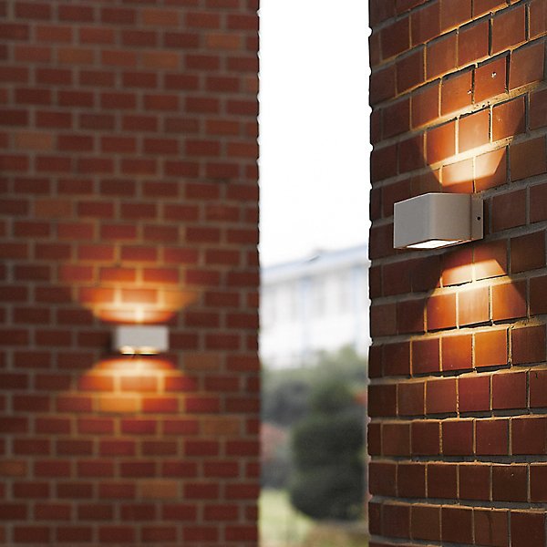 31581 Outdoor LED Wall Sconce