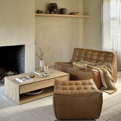 Shown in Old Saddle Leather color