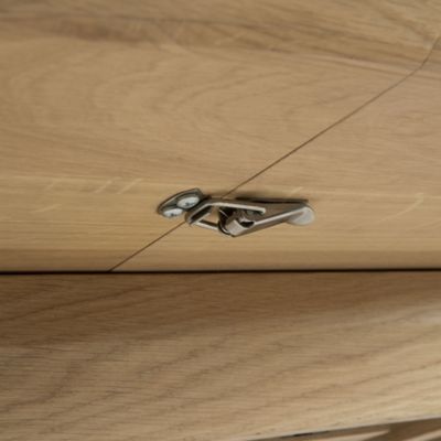 Shown in Oak color, detail view