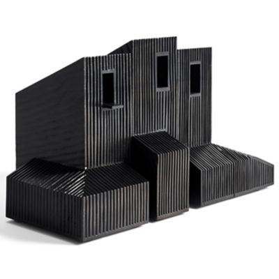 Black House Mahagony Object