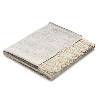 Luft Throw