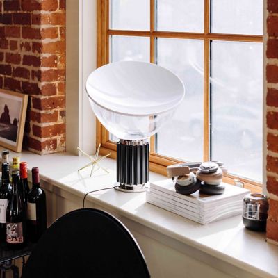 Shown in Black finish, Glass shade material, in use