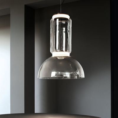 Shown in 1 Cylinder option, in use