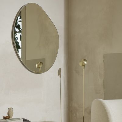 Shown in Brass frame color, XL size, in use