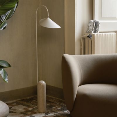 Shown in Cashmere finish, in use