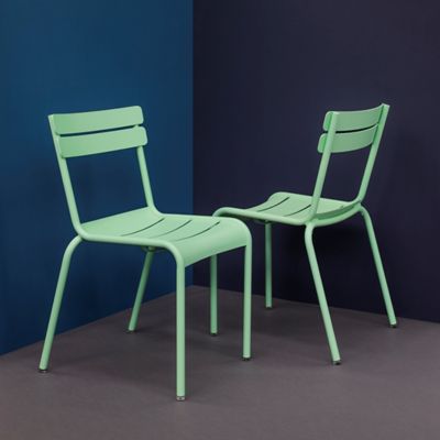 Shown in Opaline Green color, in use