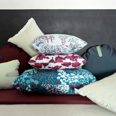 Decorative Pillows, Cushions & Throws at Lumens