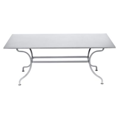 Romane Table