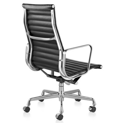 Shown in 2100 Leather Black with Polished Aluminum Base/Polished Aluminum Frame Manual Seat- Height Adjustment