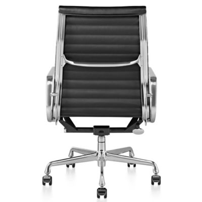 Shown in 2100 Leather Black with Polished Aluminum Base/Polished Aluminum Frame Manual Seat- Height Adjustment
