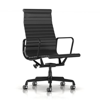 Shown in Graphite Satin Base