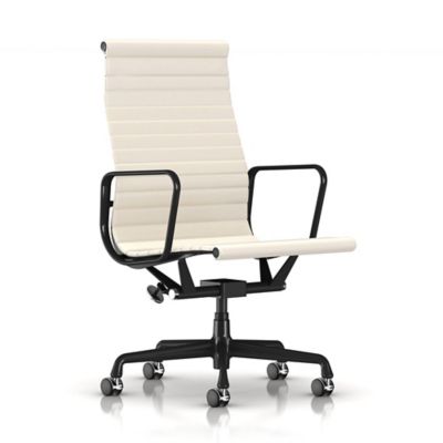 Shown in Graphite Satin Base