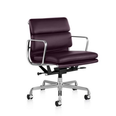 Eames Soft Pad Management Chair