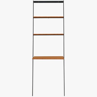 Studio Plus Leaning Desk