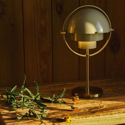 Shown in Desert Sage finish, Small size, in use