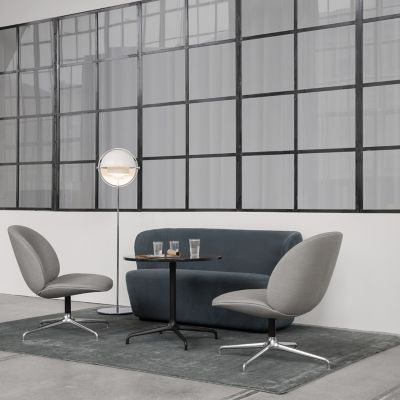 Shown in White/Chrome finish, in use