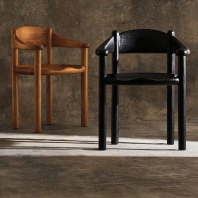 Shown in Black Pine color, in use